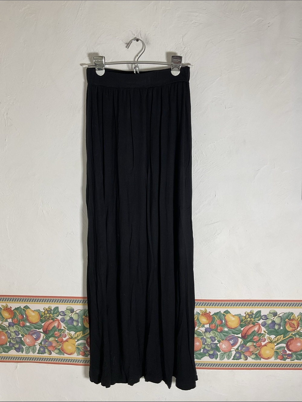 Sale! Emery Rose Black High Waisted Flowy Long Maxi Skirt Size S